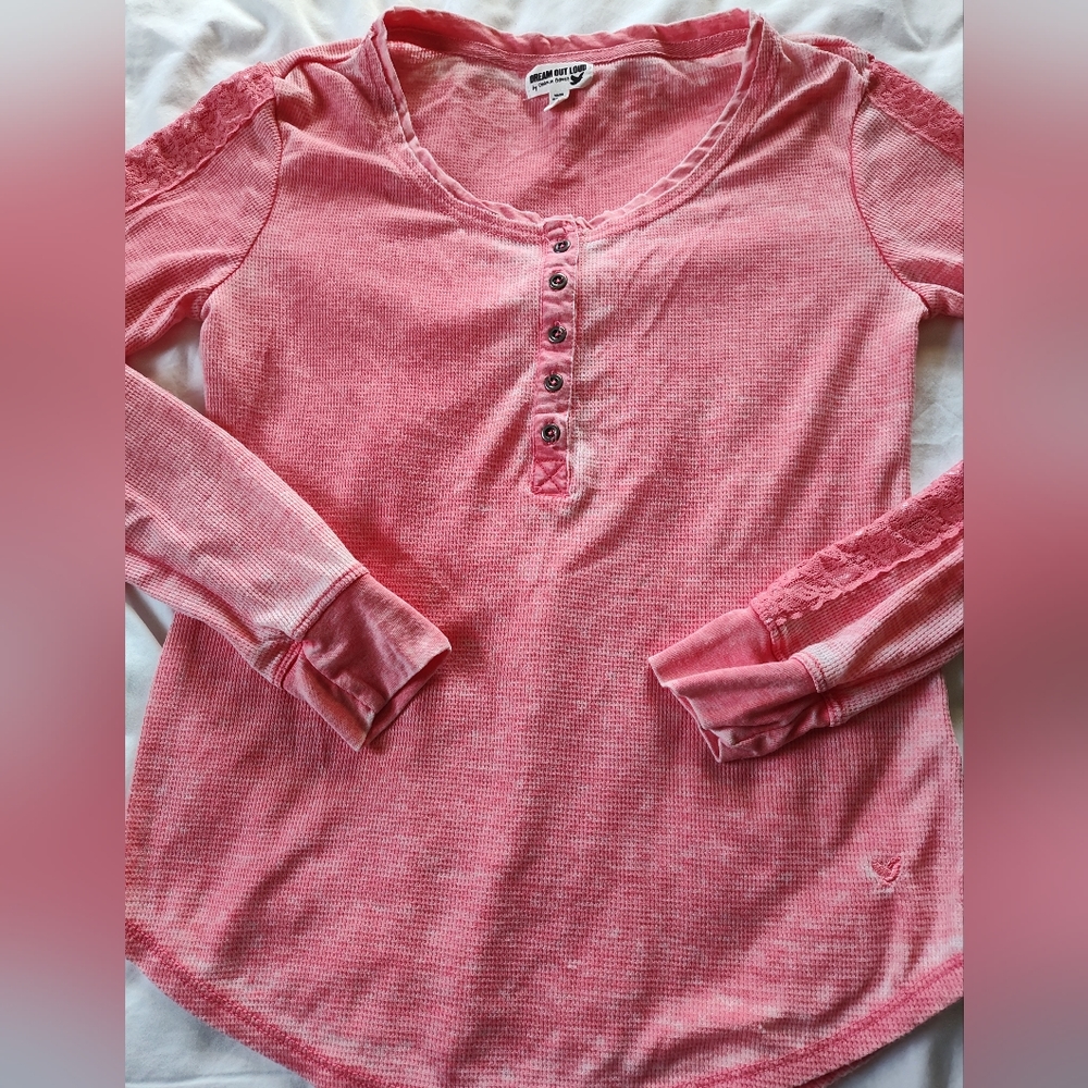 DREAM OUT LOUD by Selena Gomez Pullover Shirt. Size Large. Long Sleeves.